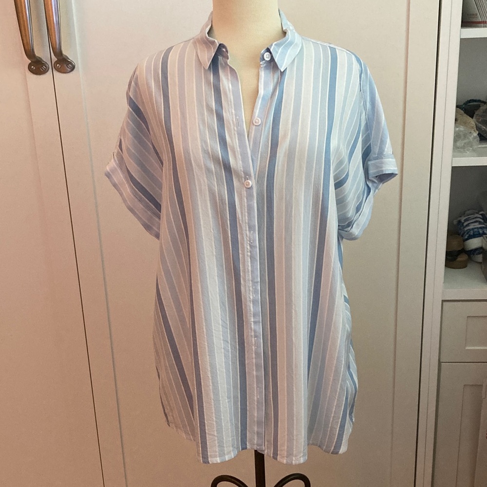 Beachlunchlounge short sleeve button up shirt